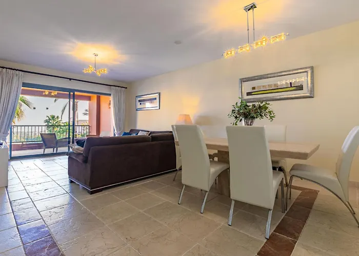 Royal Flamingos Sea View