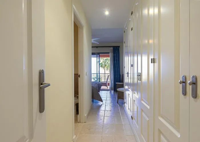 Royal Flamingos Sea View *