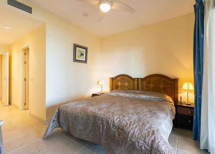 Royal Flamingos Sea View Estepona