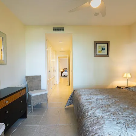 Royal Flamingos Sea View Apartman Estepona