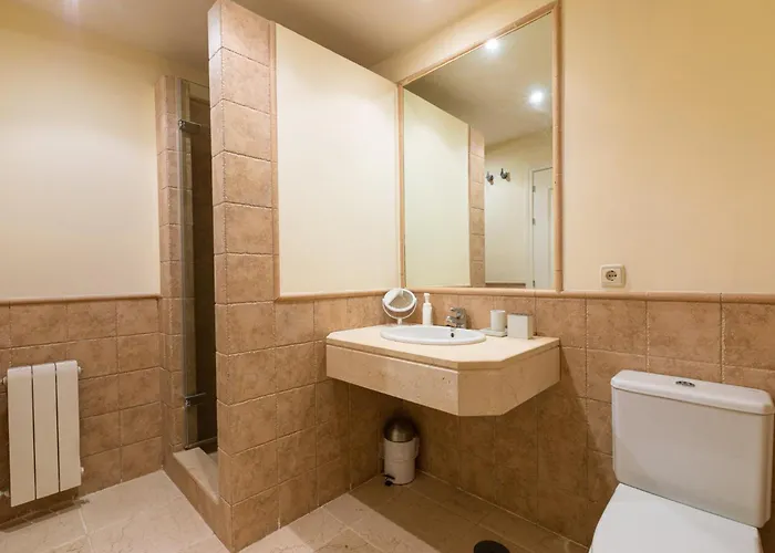 Royal Flamingos Sea View Апартаменти *